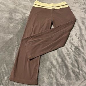 Tuff Athletics Brown Straight Leg Capris Medium
